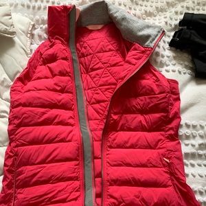 Lululemon insulated vest